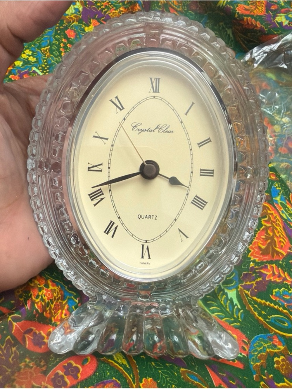 Vtg Rare Oval Shaped 24% Lead Crystal Clock